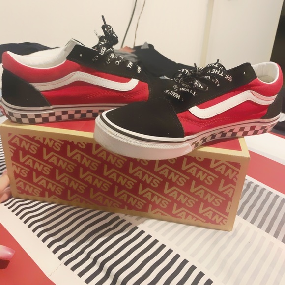 Vans Shoes - Old Skool vans SZ 7